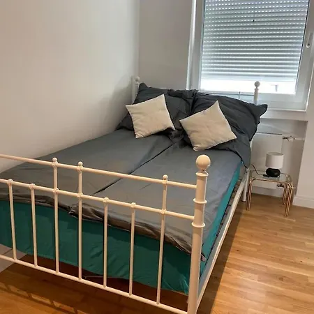 Apartment Luxury With Air Conditioning & Jaccuzzi Near Frankfurt Wiesbaden