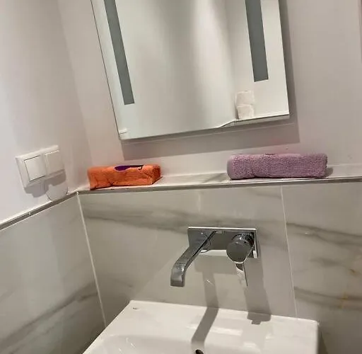 Apartament Luxury With Air Conditioning & Jaccuzzi Near Frankfurt Wiesbaden