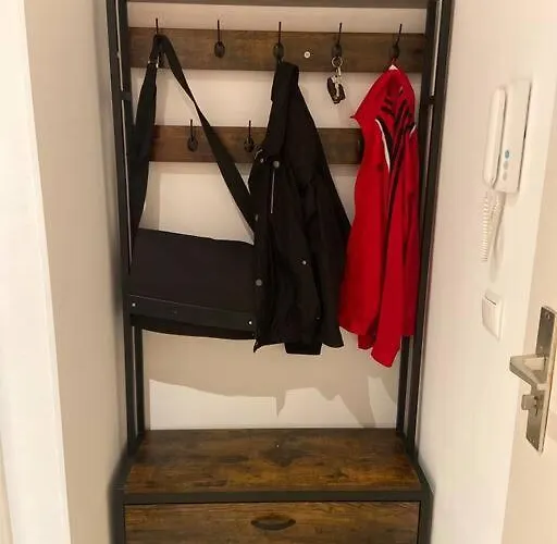 Luxury With Air Conditioning & Jaccuzzi Near Frankfurt Wiesbaden