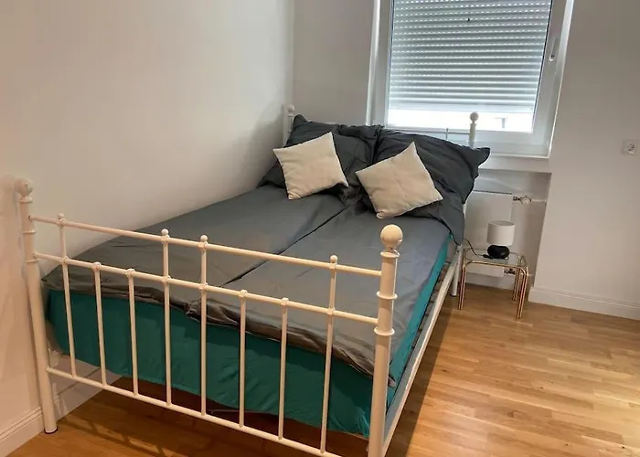 Apartament Luxury With Air Conditioning & Jaccuzzi Near Frankfurt Wiesbaden